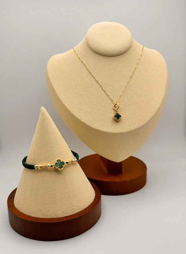 Jewelry Set Green Clover Thread Bracelet with Carved Beads and Chain (50cm) + Green Clover Pendant - 18 Kts Yellow Gold